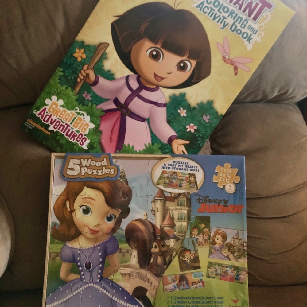 Melissa & Doug puzzle and giant dora coloring bk